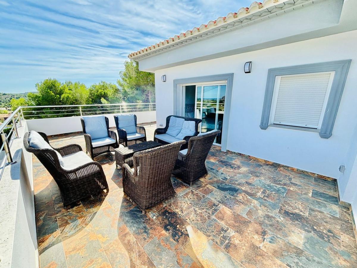 Villa a Javea, Alicante, Spagna 7 camere da letto, 300 mq. N° 149017