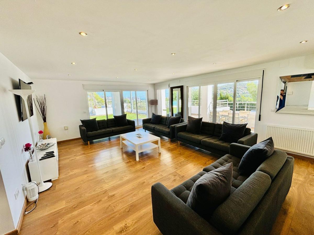 Villa a Javea, Alicante, Spagna 7 camere da letto, 300 mq. N° 149017
