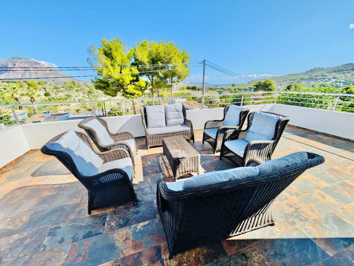 Villa a Javea, Alicante, Spagna 7 camere da letto, 300 mq. N° 149017