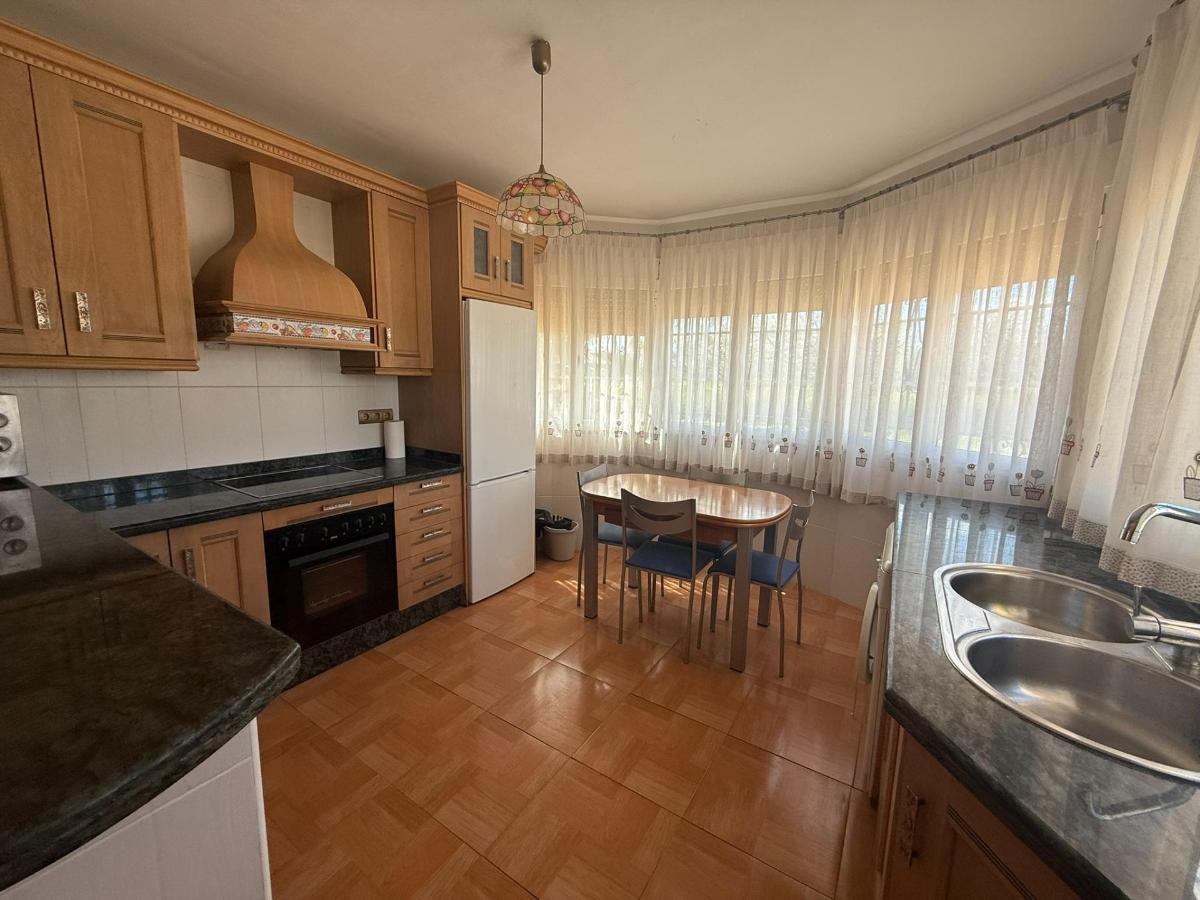 Villa i Cehegin, Murcia, Spanien 4 sovrum, 342 kvm. Nr. 149013