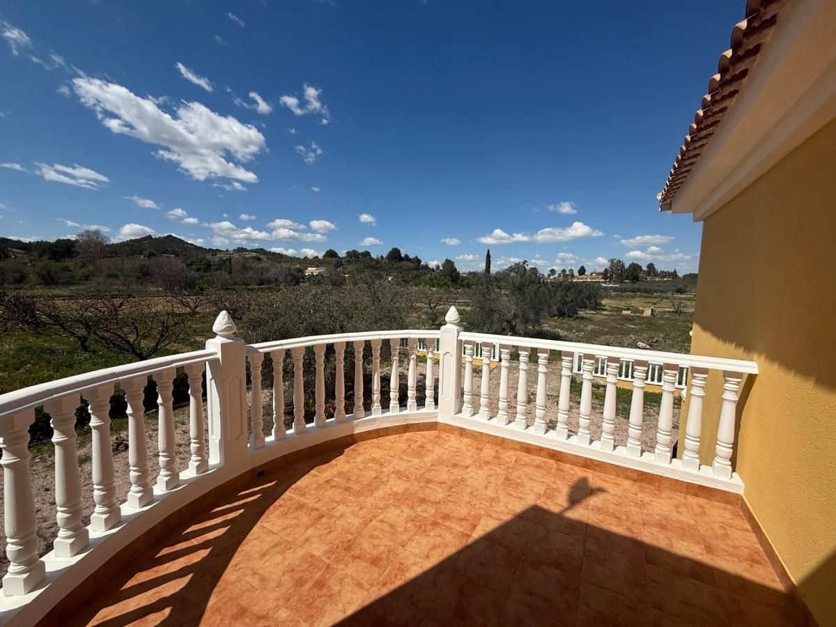 Villa i Cehegin, Murcia, Spanien 4 sovrum, 342 kvm. Nr. 149013