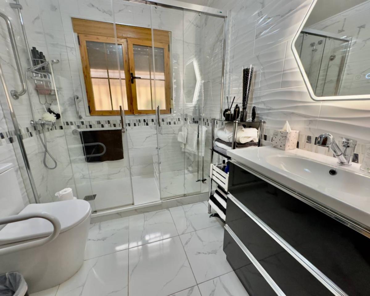 Talo Benijofar, Alicante, Espanja 3 makuuhuonetta, 140 m2 No. 149019