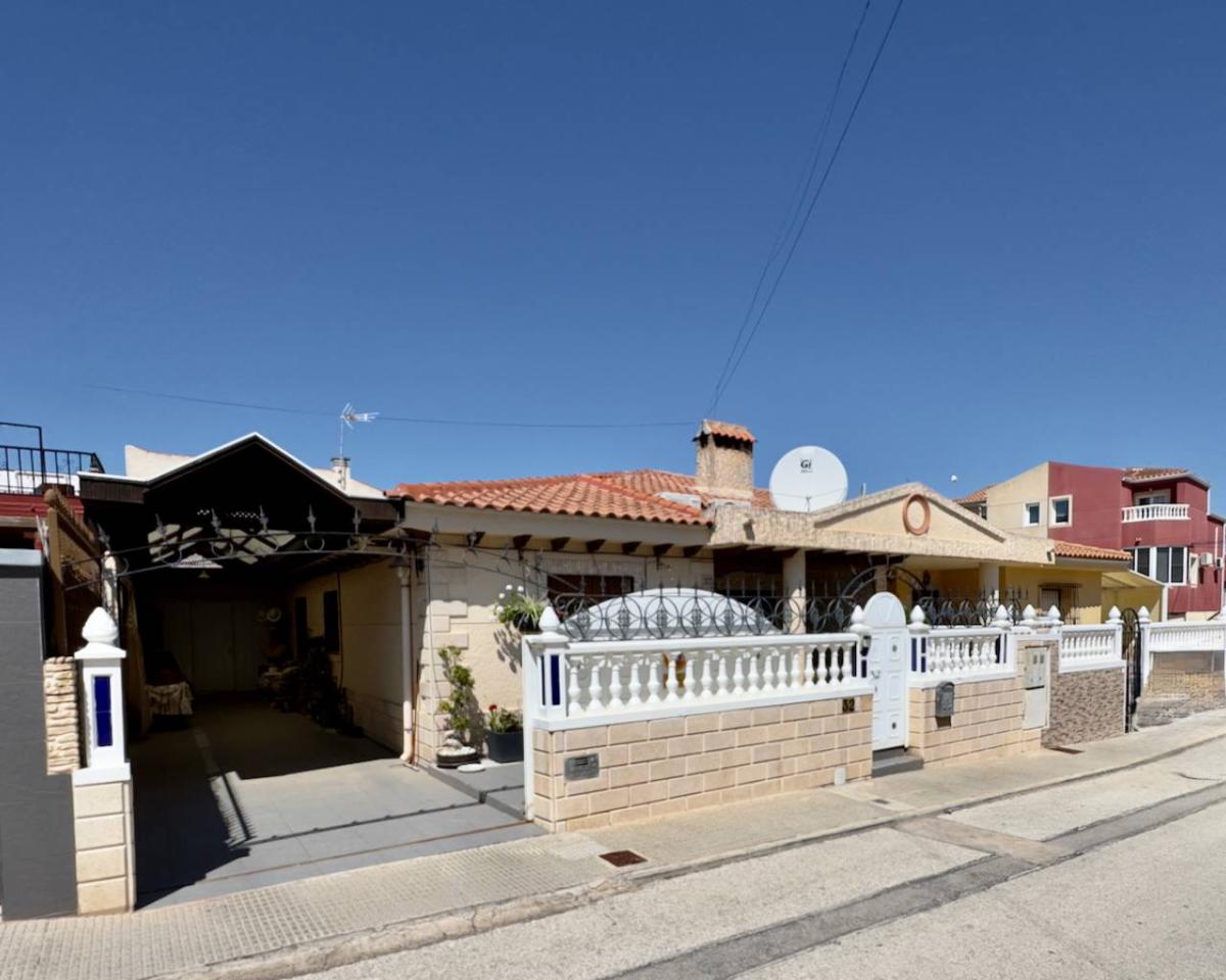 Talo Benijofar, Alicante, Espanja 3 makuuhuonetta, 140 m2 No. 149019