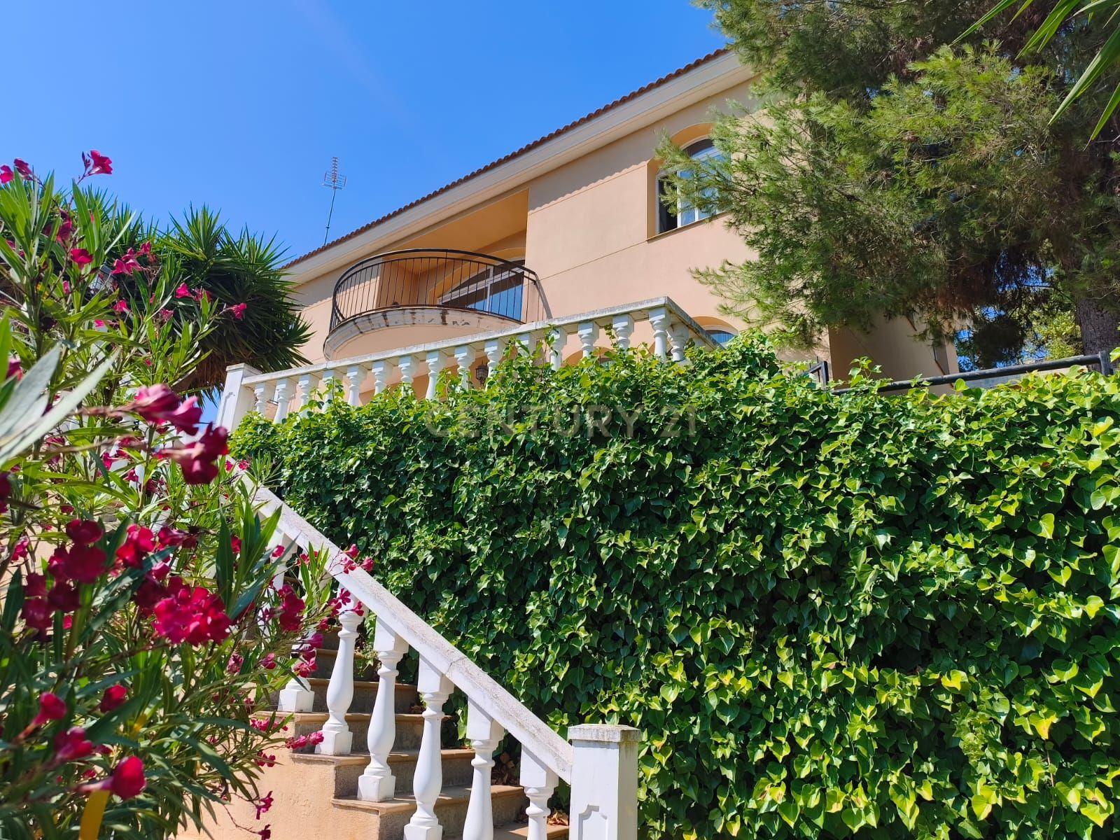House in Canyelles, Barcelona, Spanien 4 Schlafzimmer, 350 m2 Nr. 182394