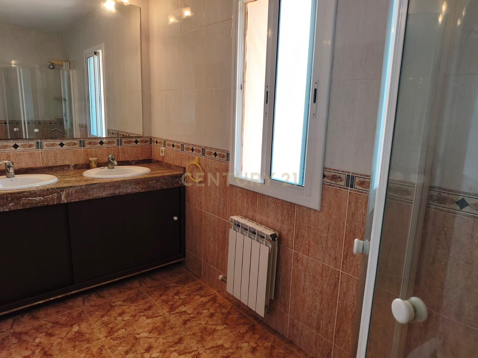 House in Canyelles, Barcelona, Spanien 4 Schlafzimmer, 350 m2 Nr. 182394