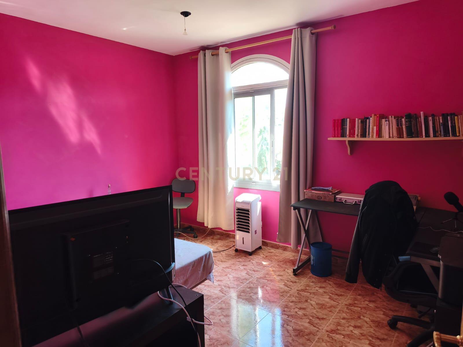 House in Canyelles, Barcelona, Spanien 4 Schlafzimmer, 350 m2 Nr. 182394