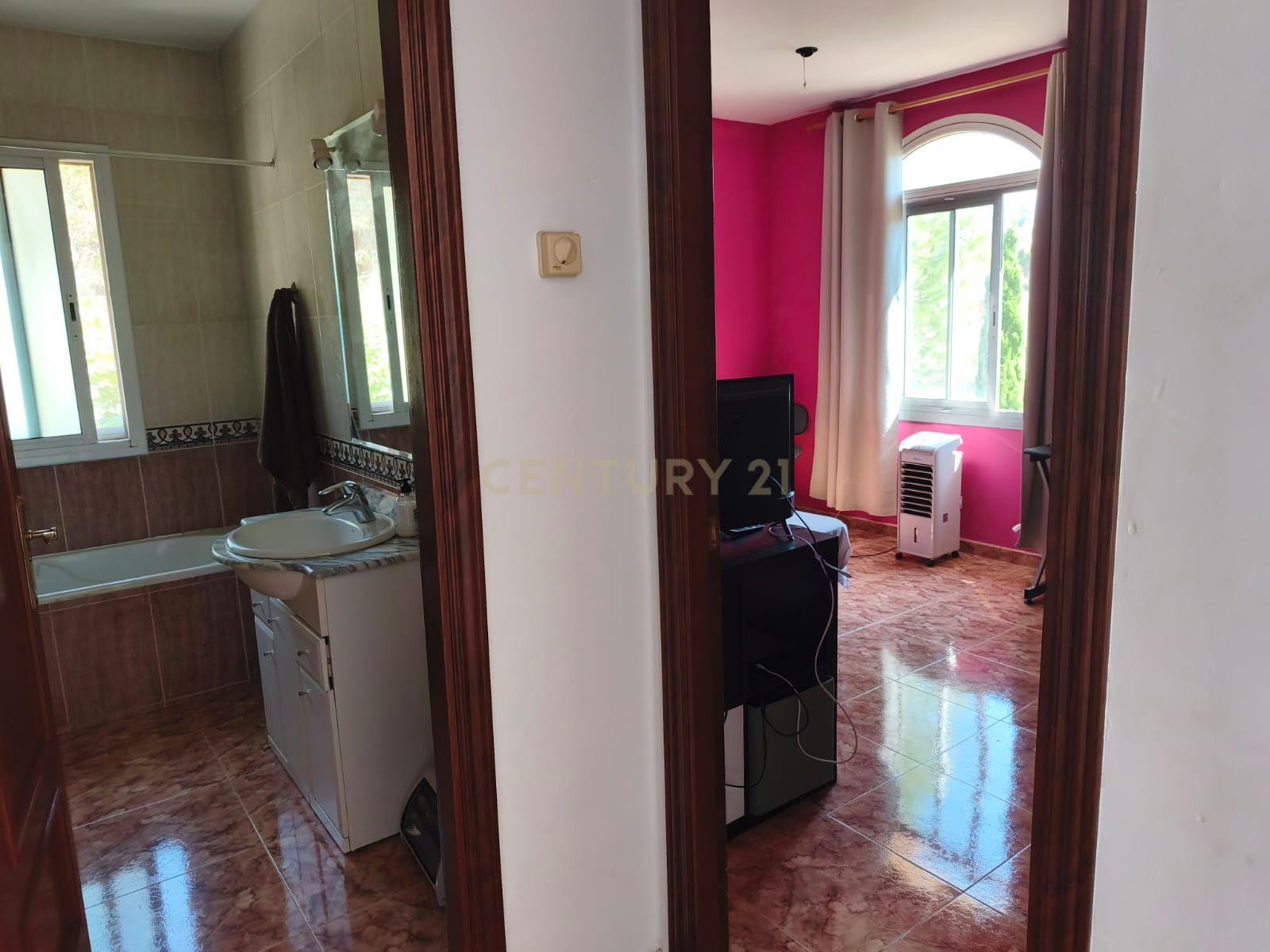 House in Canyelles, Barcelona, Spanien 4 Schlafzimmer, 350 m2 Nr. 182394