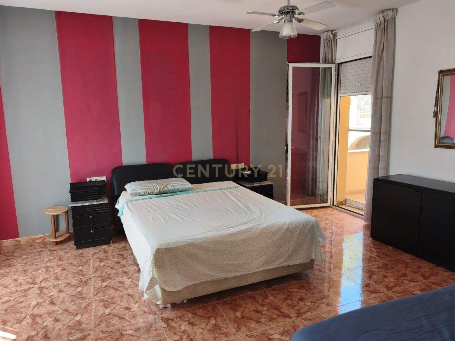 House in Canyelles, Barcelona, Spanien 4 Schlafzimmer, 350 m2 Nr. 182394