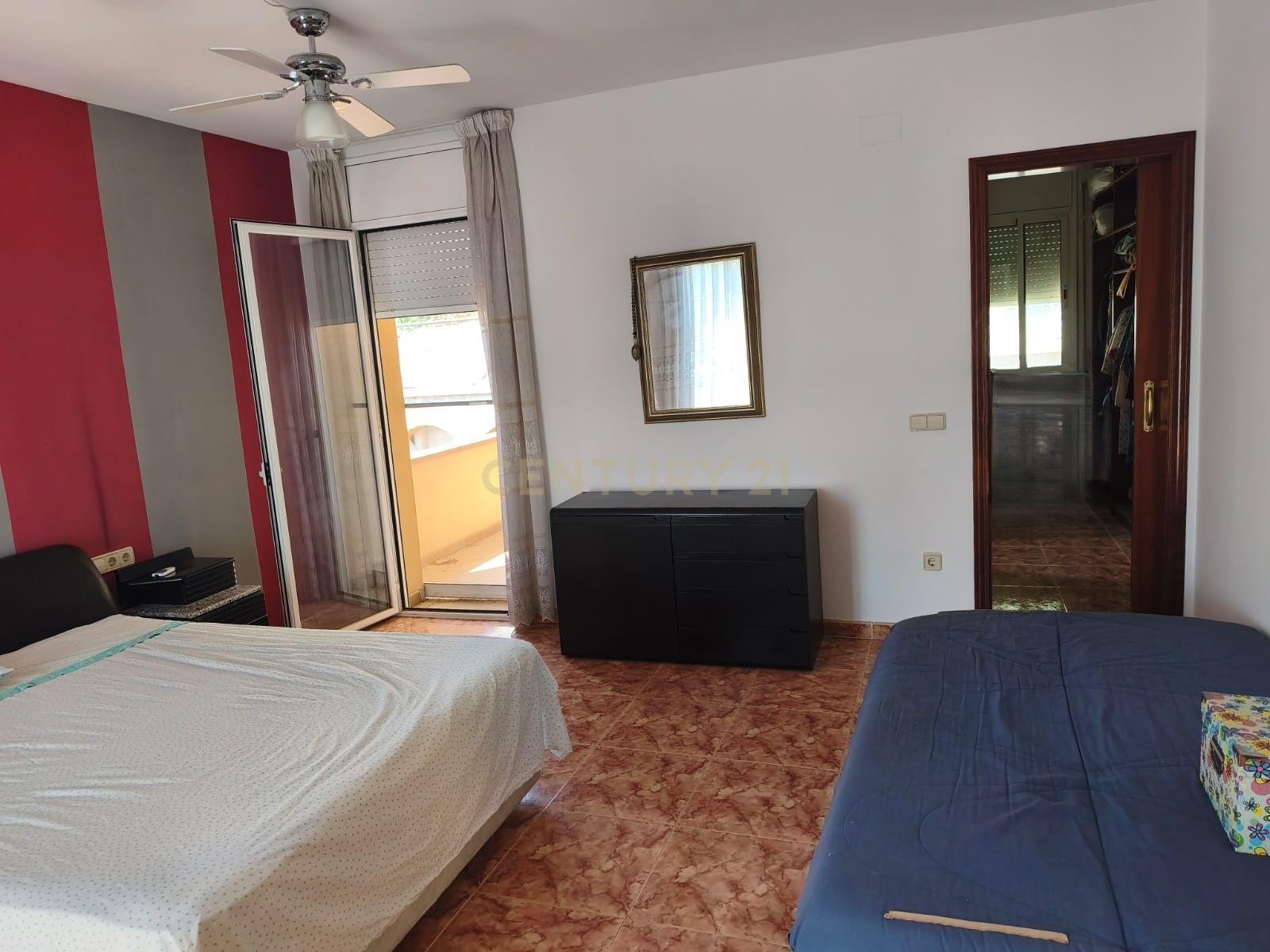 House in Canyelles, Barcelona, Spanien 4 Schlafzimmer, 350 m2 Nr. 182394