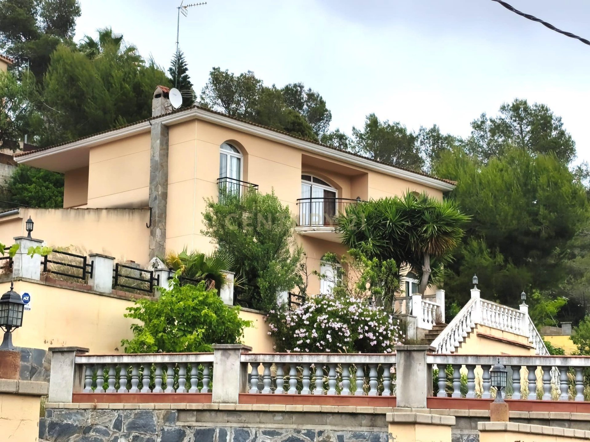 House in Canyelles, Barcelona, Spanien 4 Schlafzimmer, 350 m2 Nr. 182394