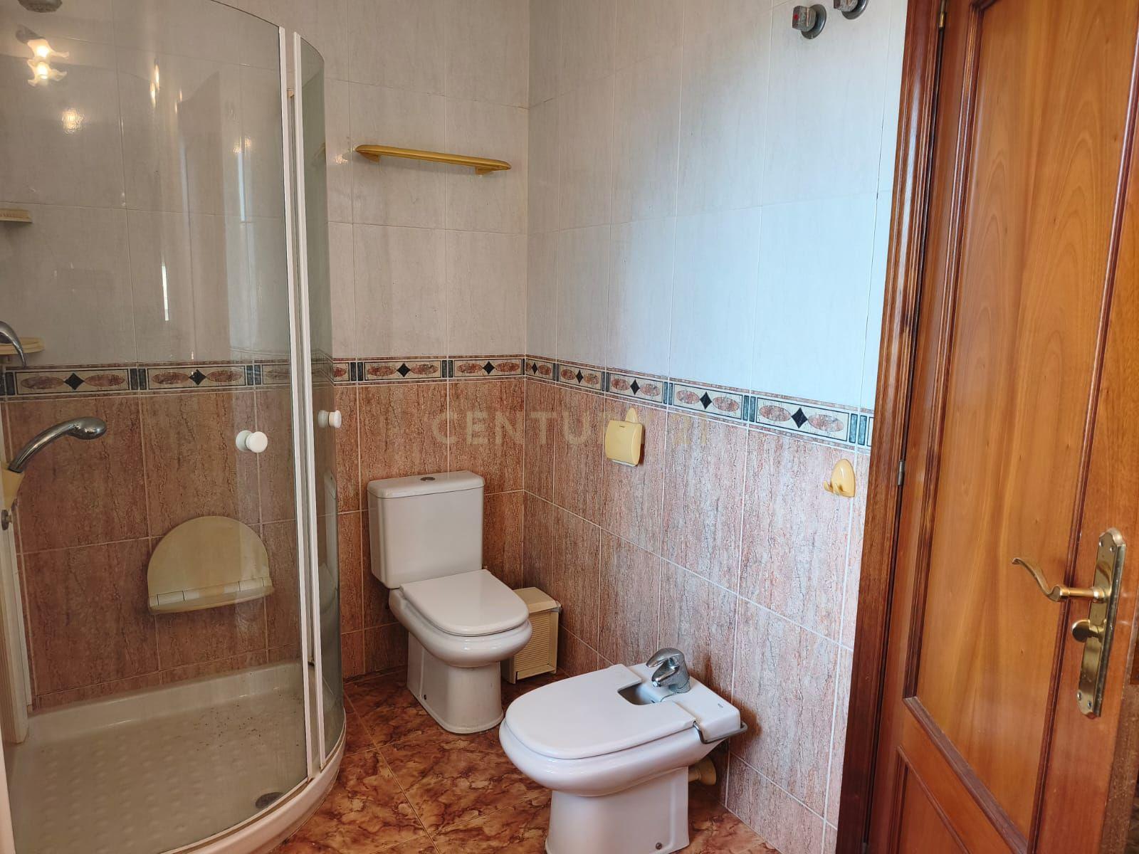 House in Canyelles, Barcelona, Spanien 4 Schlafzimmer, 350 m2 Nr. 182394