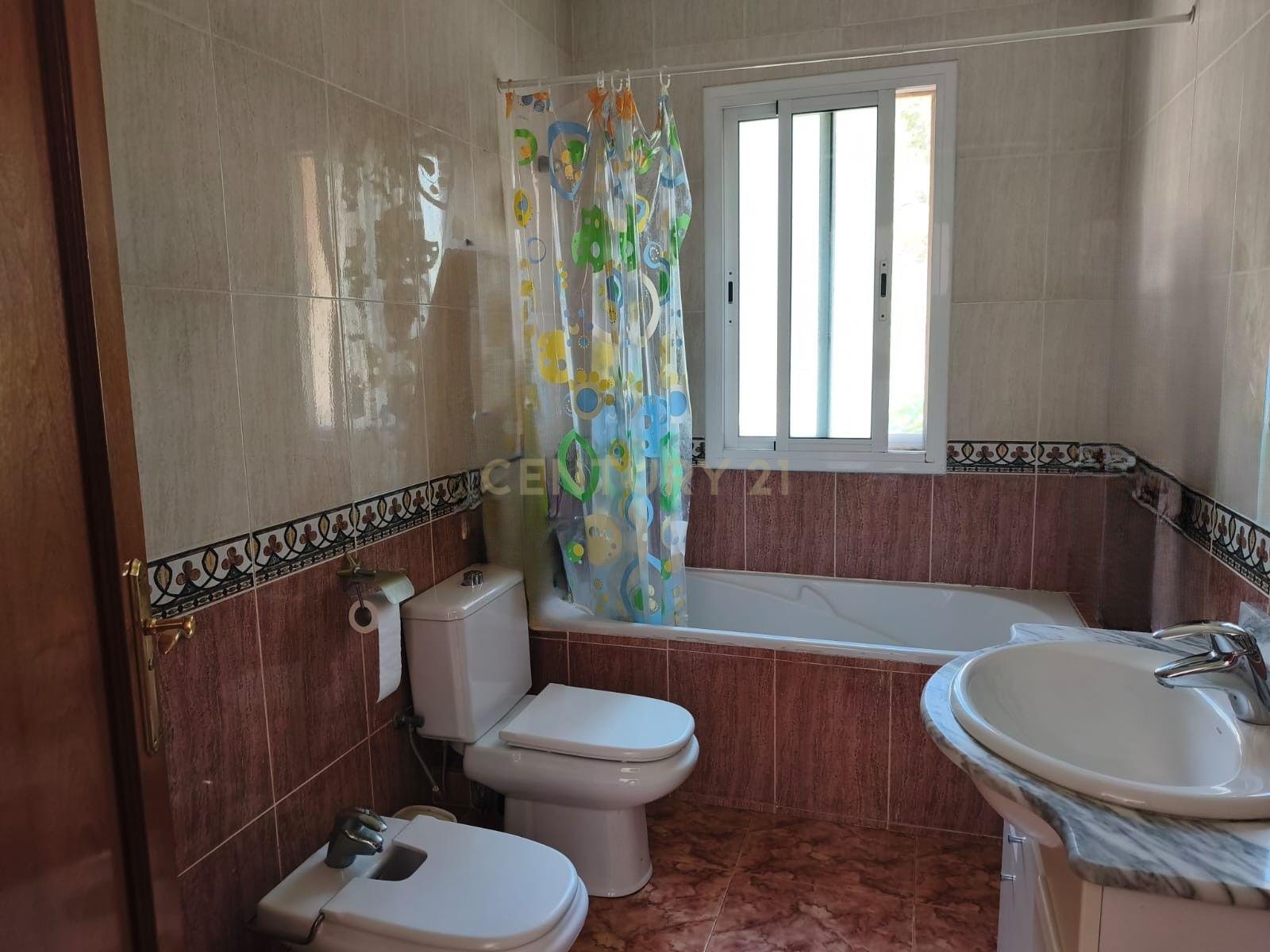House in Canyelles, Barcelona, Spanien 4 Schlafzimmer, 350 m2 Nr. 182394