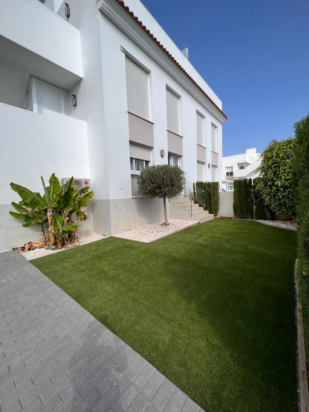 Bungalow a Ciudad Quesada, Alicante, Spagna 2 camere da letto, 260 mq. N° 113215