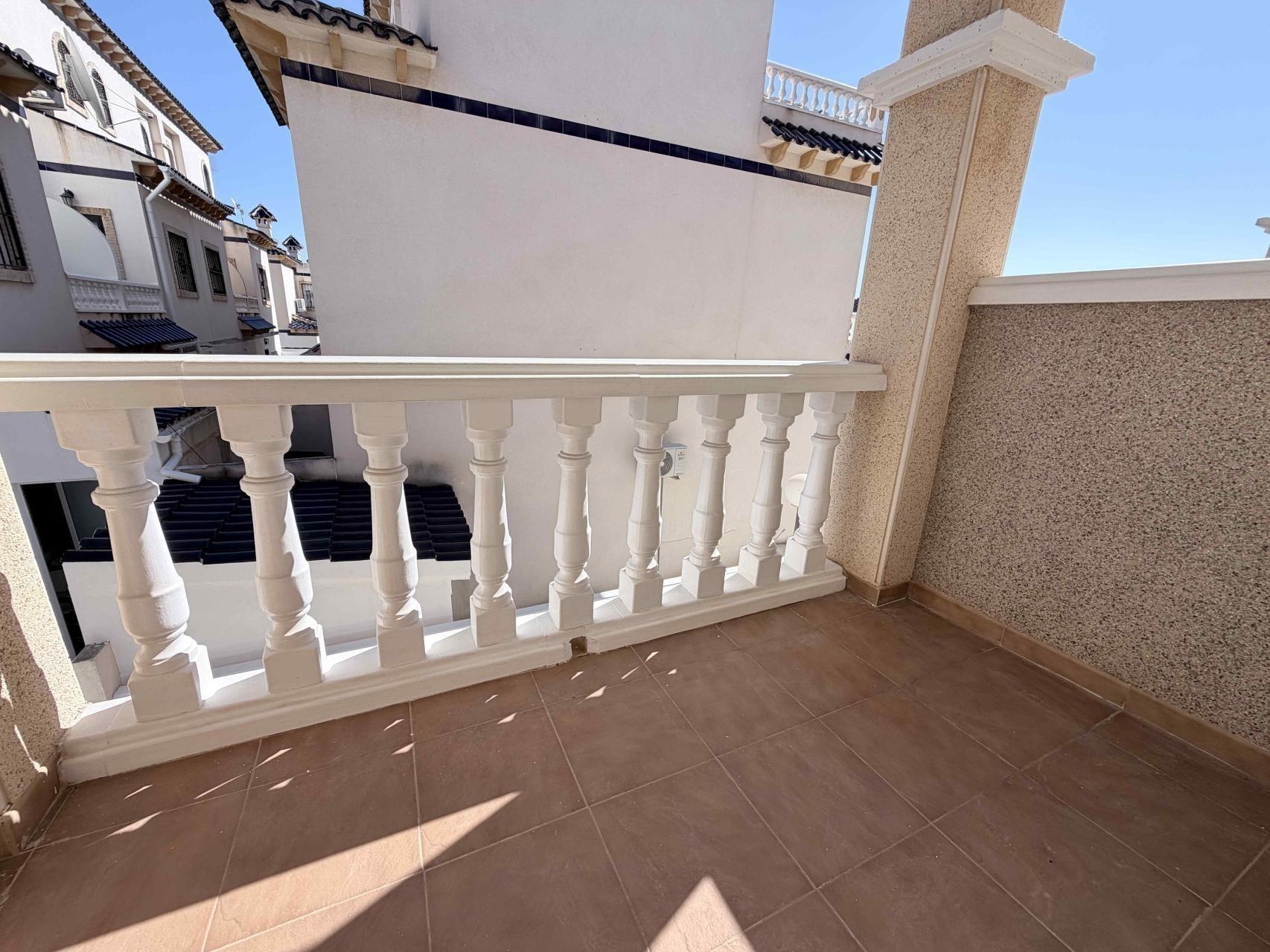 Talo Alicante, Espanja 3 makuuhuonetta, 90 m2 No. 167994