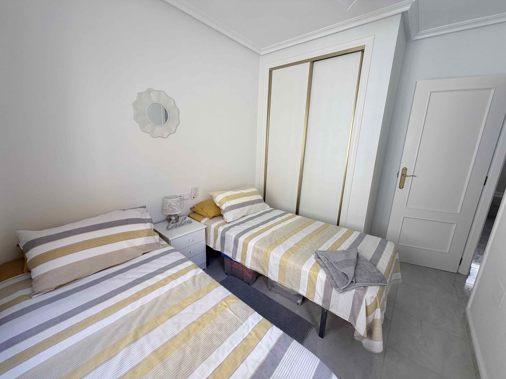 Talo Alicante, Espanja 3 makuuhuonetta, 90 m2 No. 167994