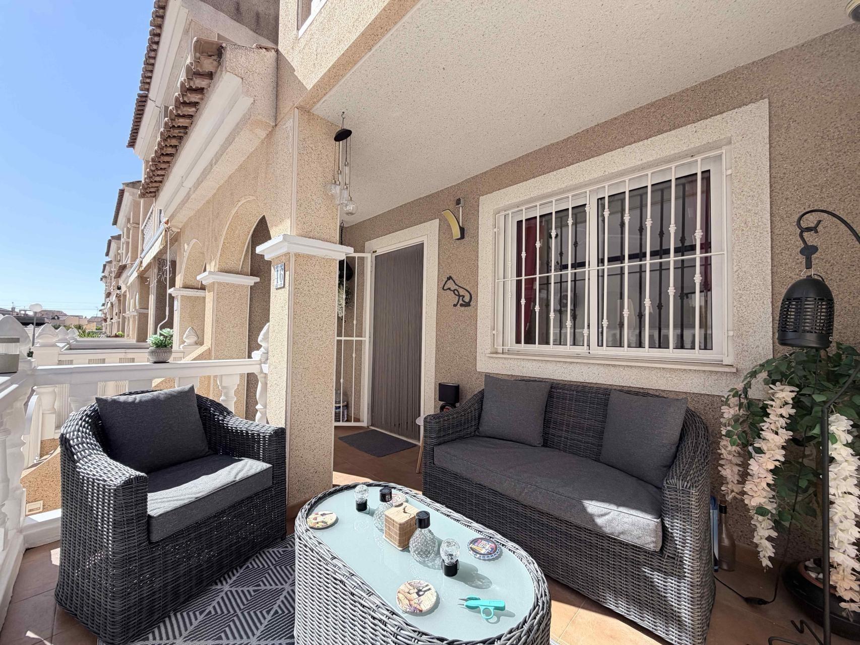 Talo Alicante, Espanja 3 makuuhuonetta, 90 m2 No. 167994