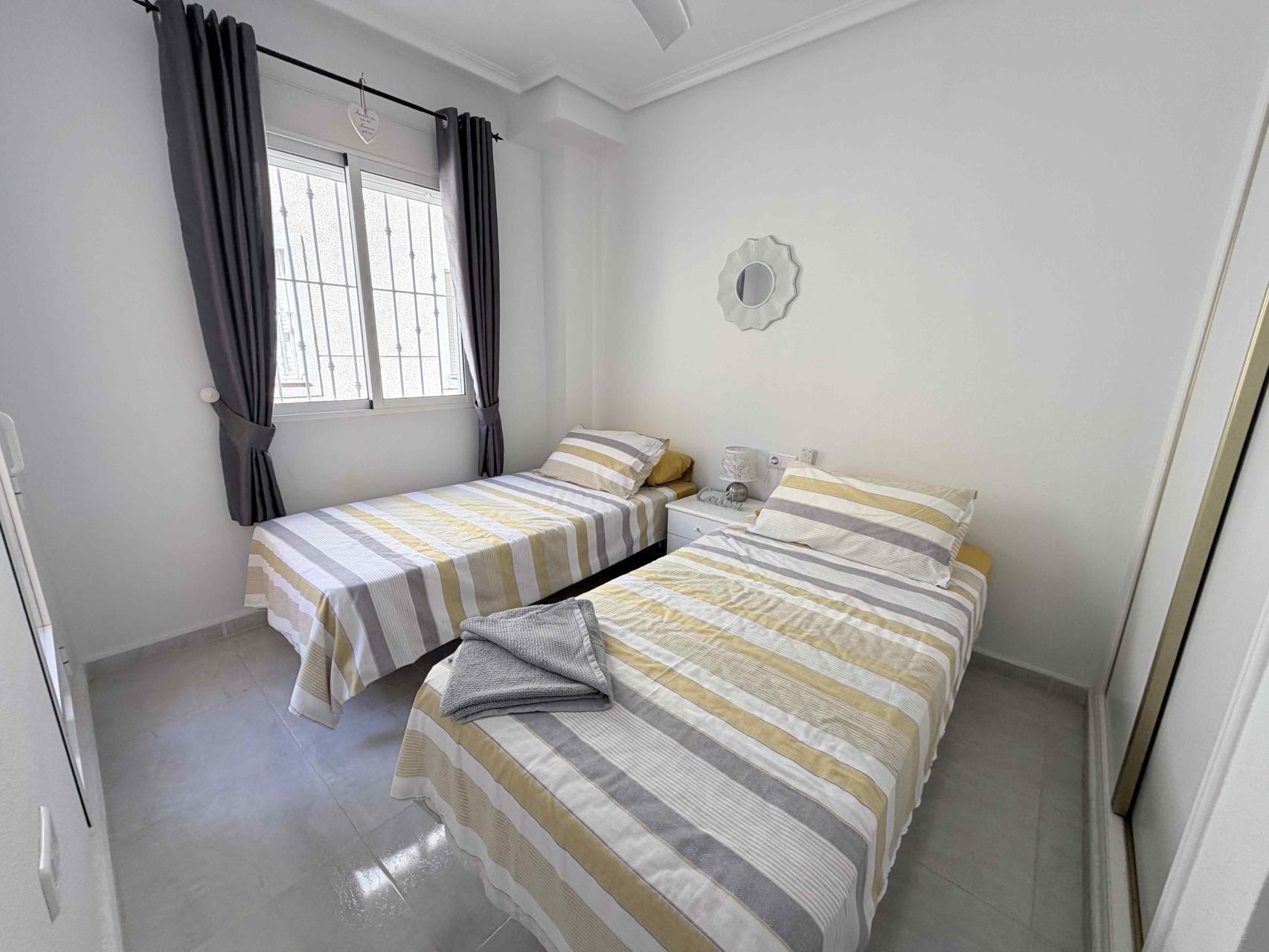 Talo Alicante, Espanja 3 makuuhuonetta, 90 m2 No. 167994