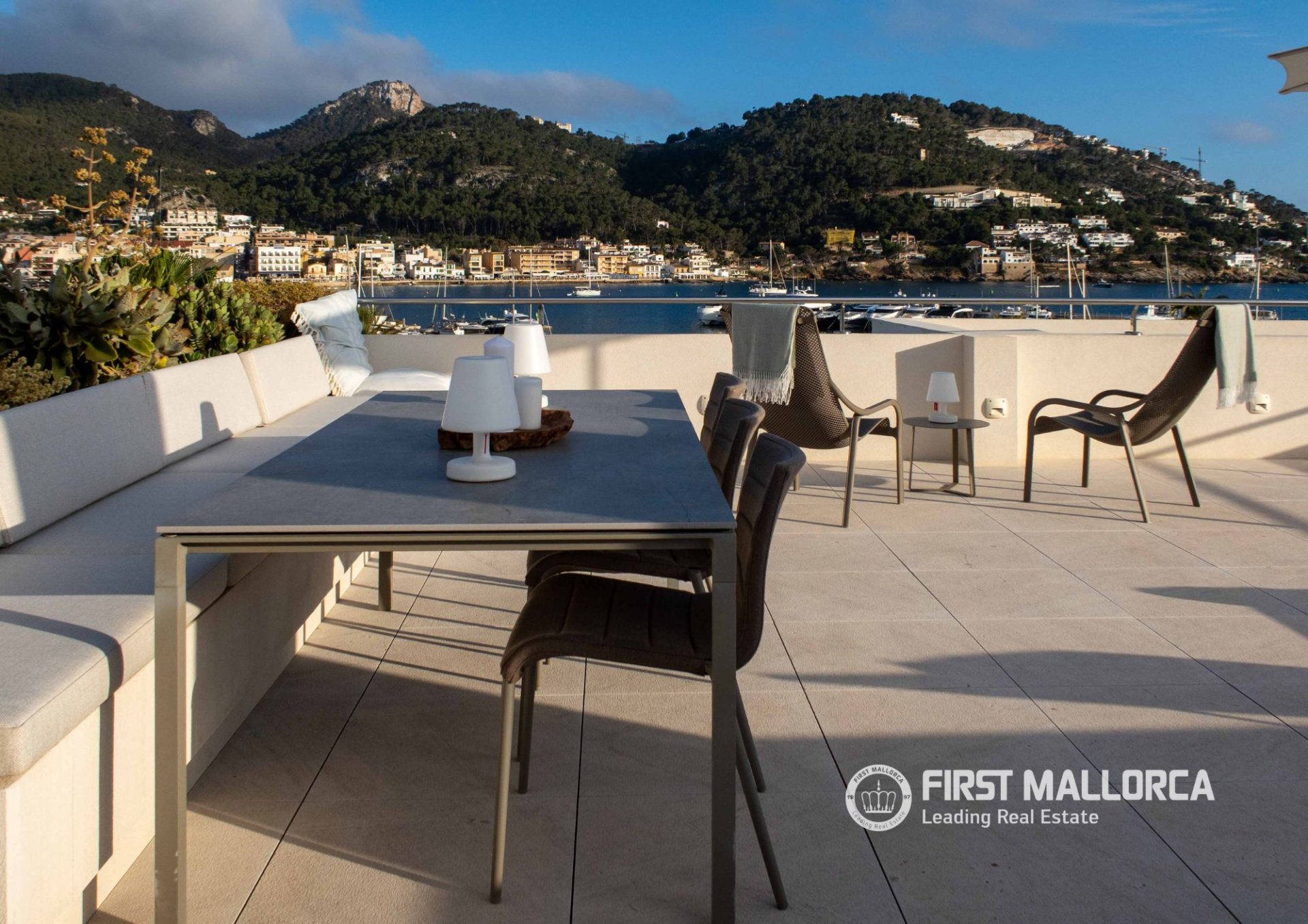 Takvåning i Port D'andratx, Mallorca, Spanien 3 sovrum, 185 kvm. Nr. 167686