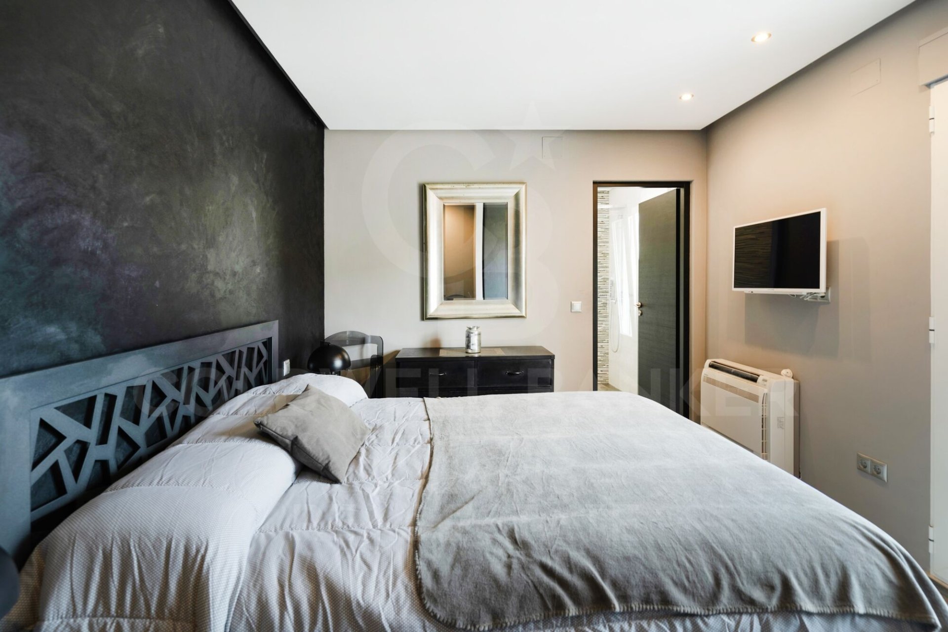 Villa in Javea, Alicante, Spain 5 bedrooms, 282 sq.m. No. 158848