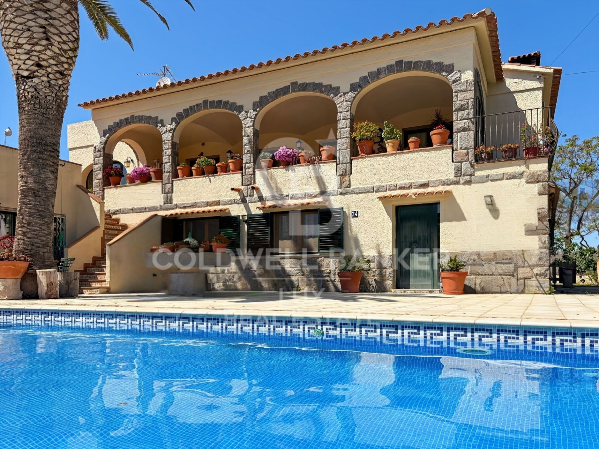 Villa i Empuriabrava, Girona, Spanien 4 sovrum, 372 kvm. Nr. 158844