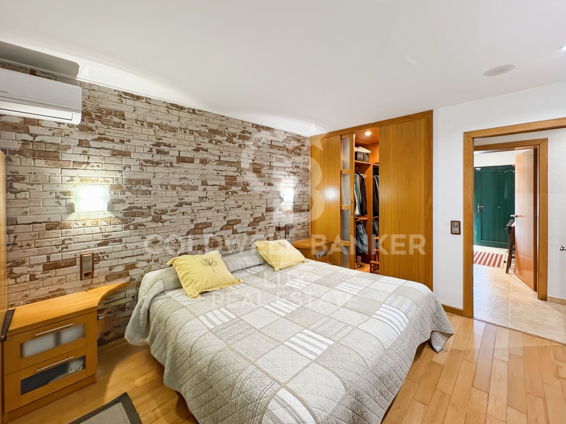 Villa i Empuriabrava, Girona, Spanien 4 sovrum, 372 kvm. Nr. 158844