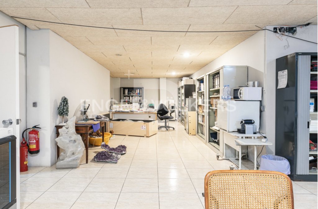 Propiedad comercial en Gràcia, Barcelona, España 392 m2 No. 154918