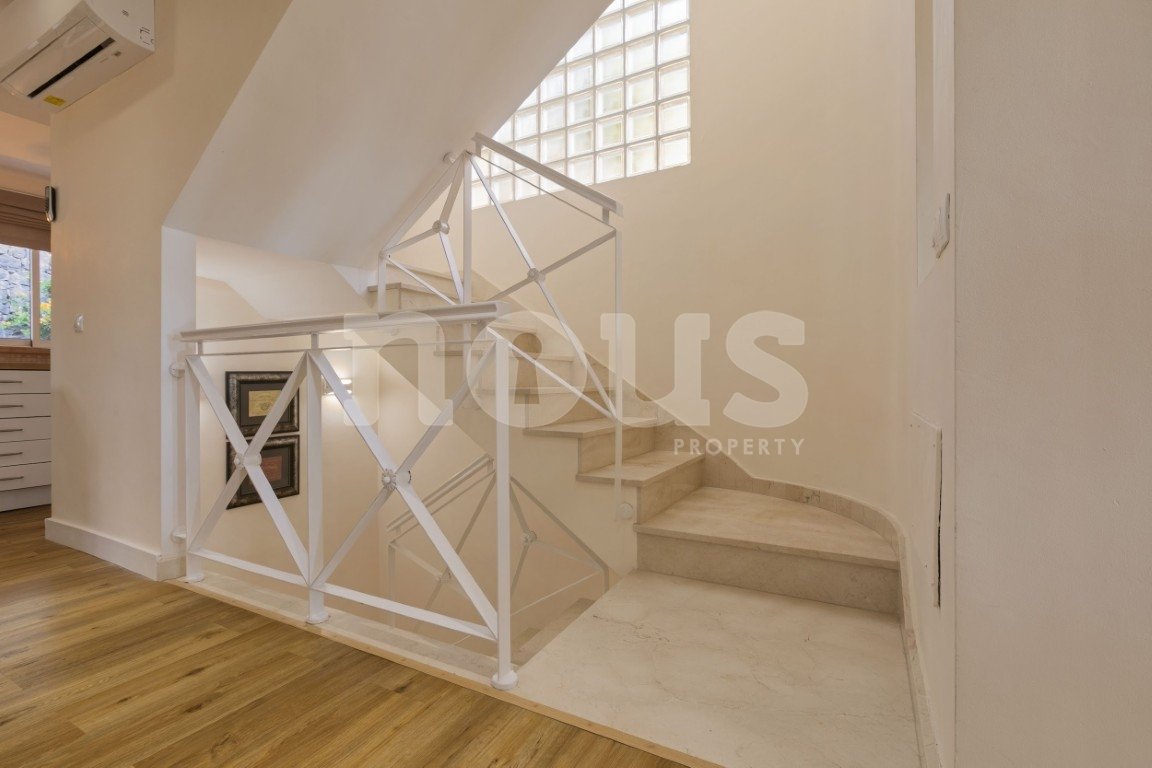 Villa i Tenerife, Spanien 4 sovrum, 329 kvm. Nr. 146969
