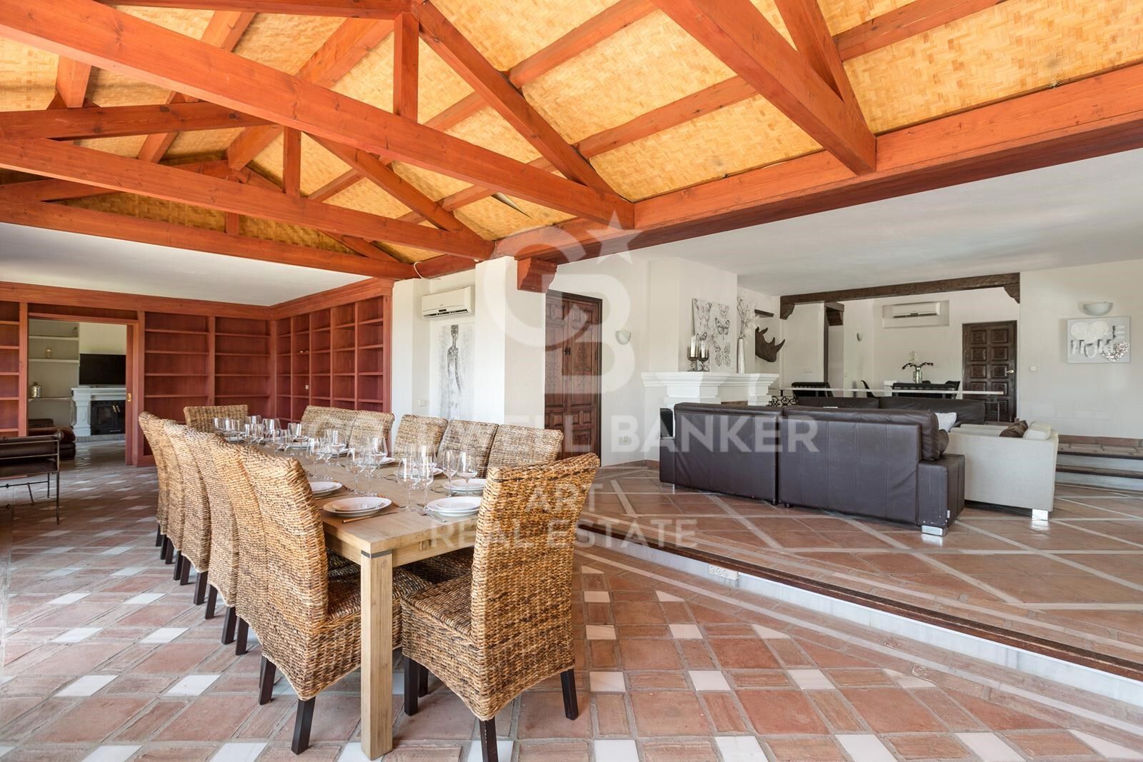 Villa in Benahavis, Malaga, Spain 12 bedrooms, 1058 sq.m. No. 160467