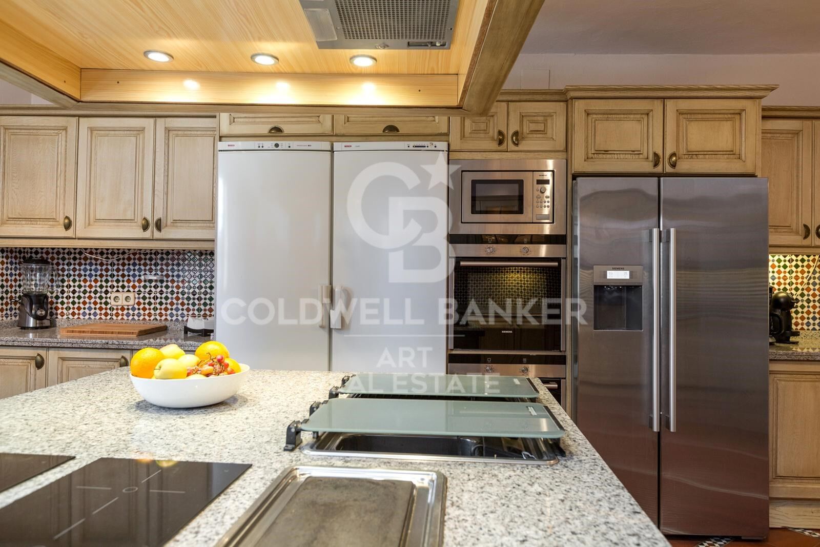 Villa in Benahavis, Malaga, Spain 12 bedrooms, 1058 sq.m. No. 160467