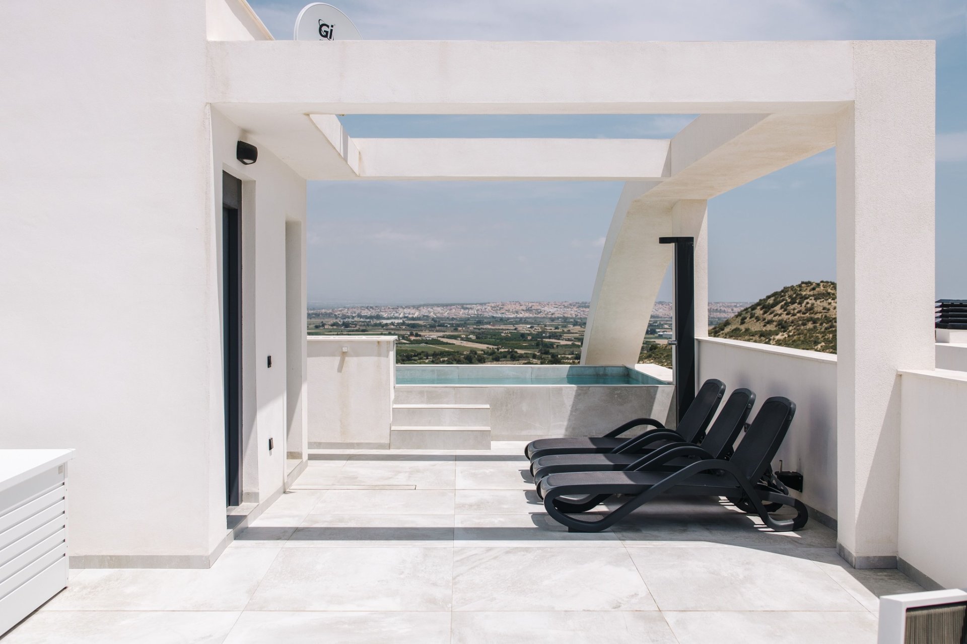 Bungalow en Ciudad Quesada, Alicante, España 4 dormitorios, 240 m2 No. 163633