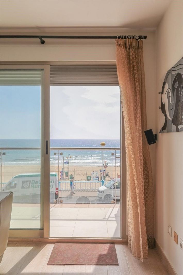 Apartment à Torrevieja, Alicante, Espagne 175 m2 No. 181654
