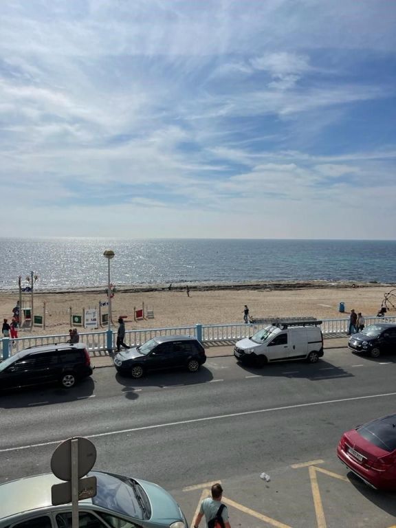 Apartment à Torrevieja, Alicante, Espagne 175 m2 No. 181654