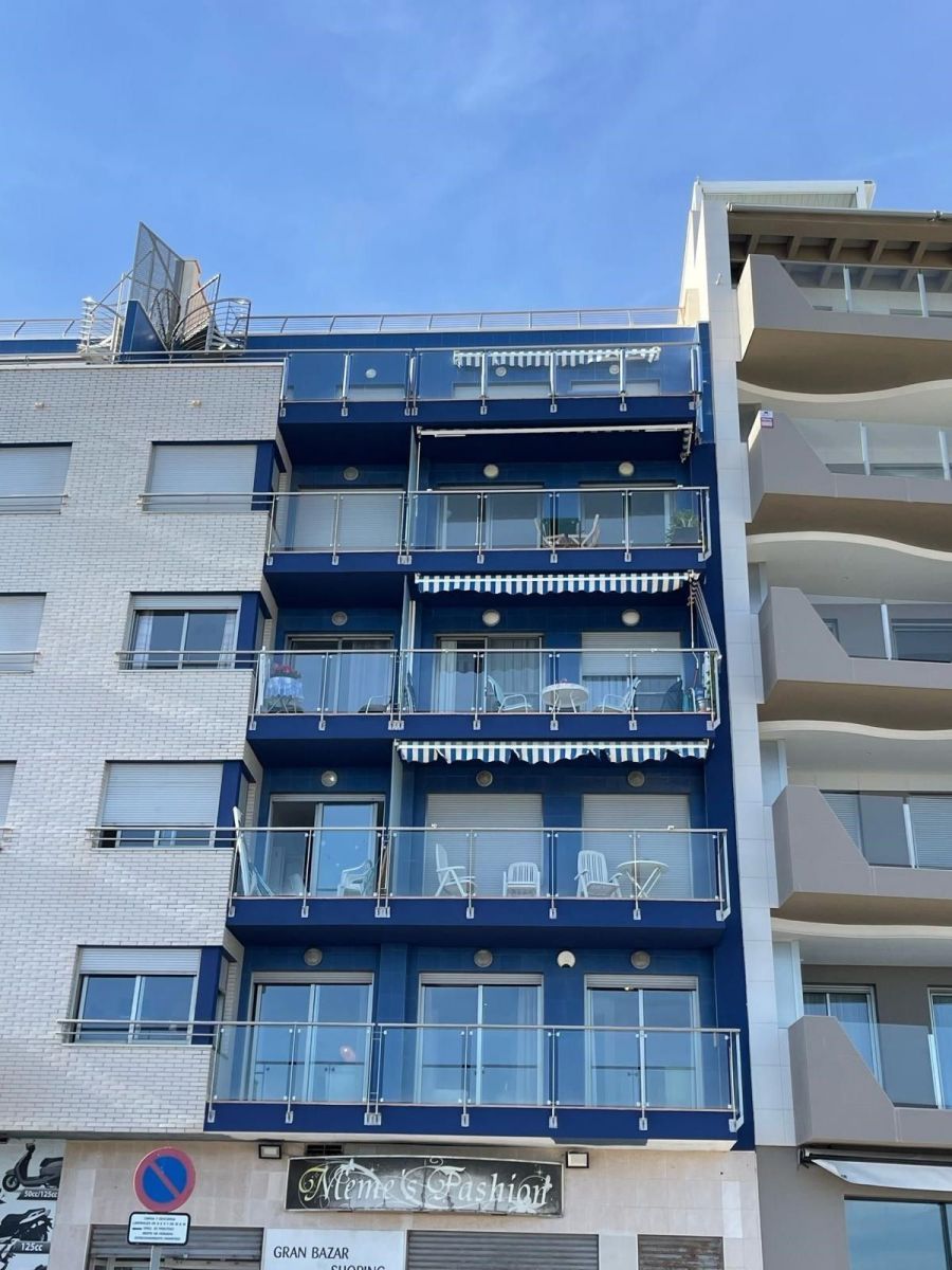 Apartment à Torrevieja, Alicante, Espagne 175 m2 No. 181654