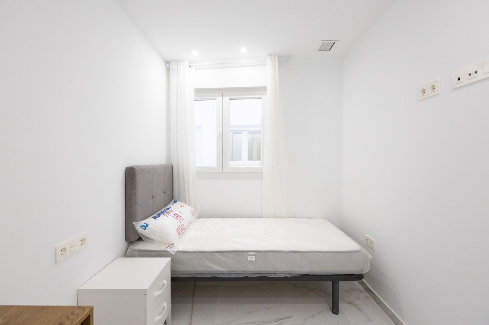 Huoneisto Torrevieja, Alicante, Espanja 80 m2 No. 181652