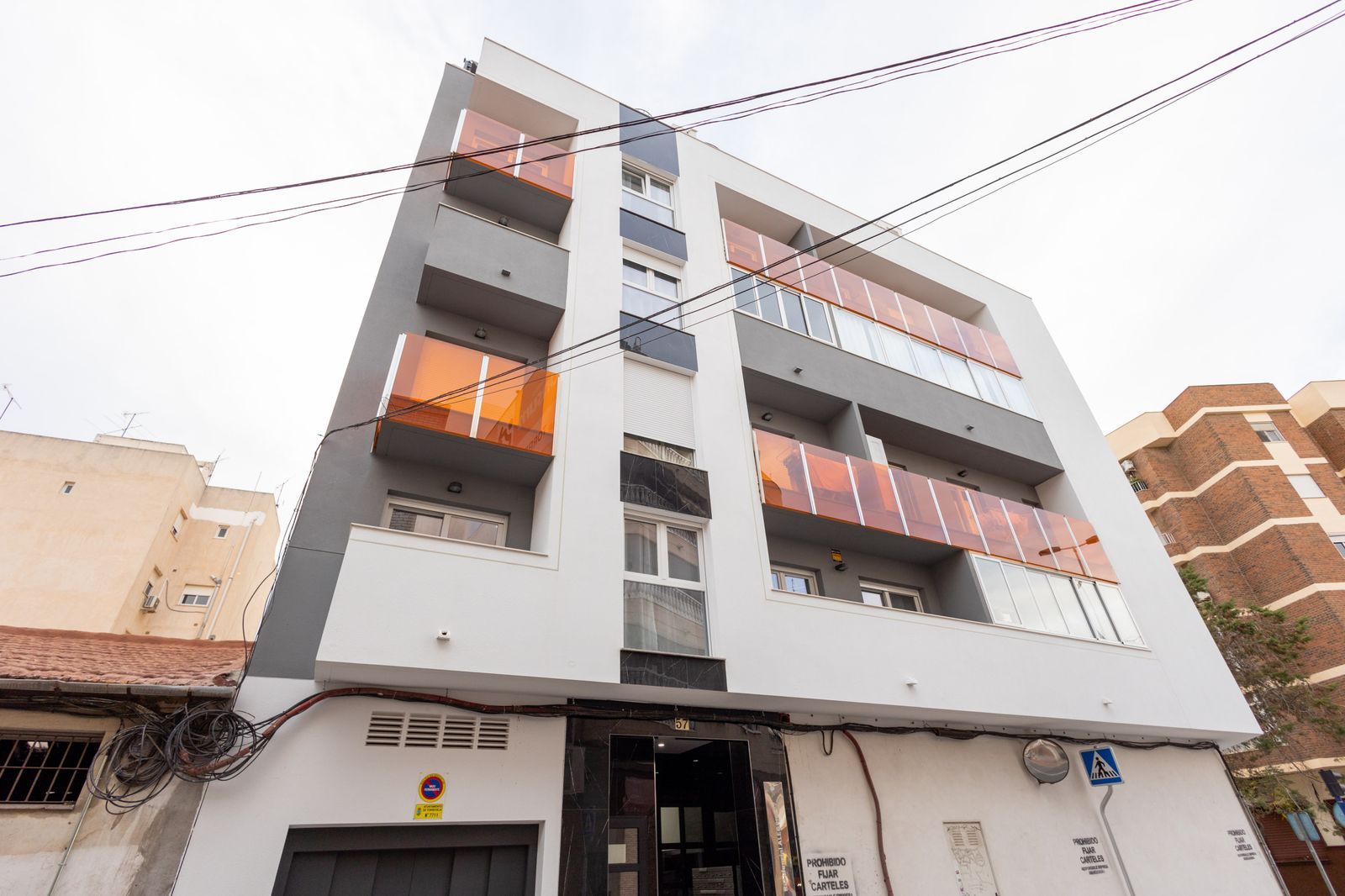 Huoneisto Torrevieja, Alicante, Espanja 80 m2 No. 181652