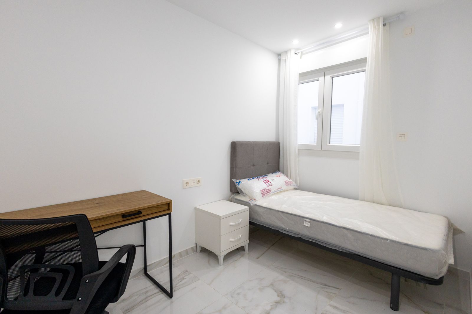 Huoneisto Torrevieja, Alicante, Espanja 80 m2 No. 181652