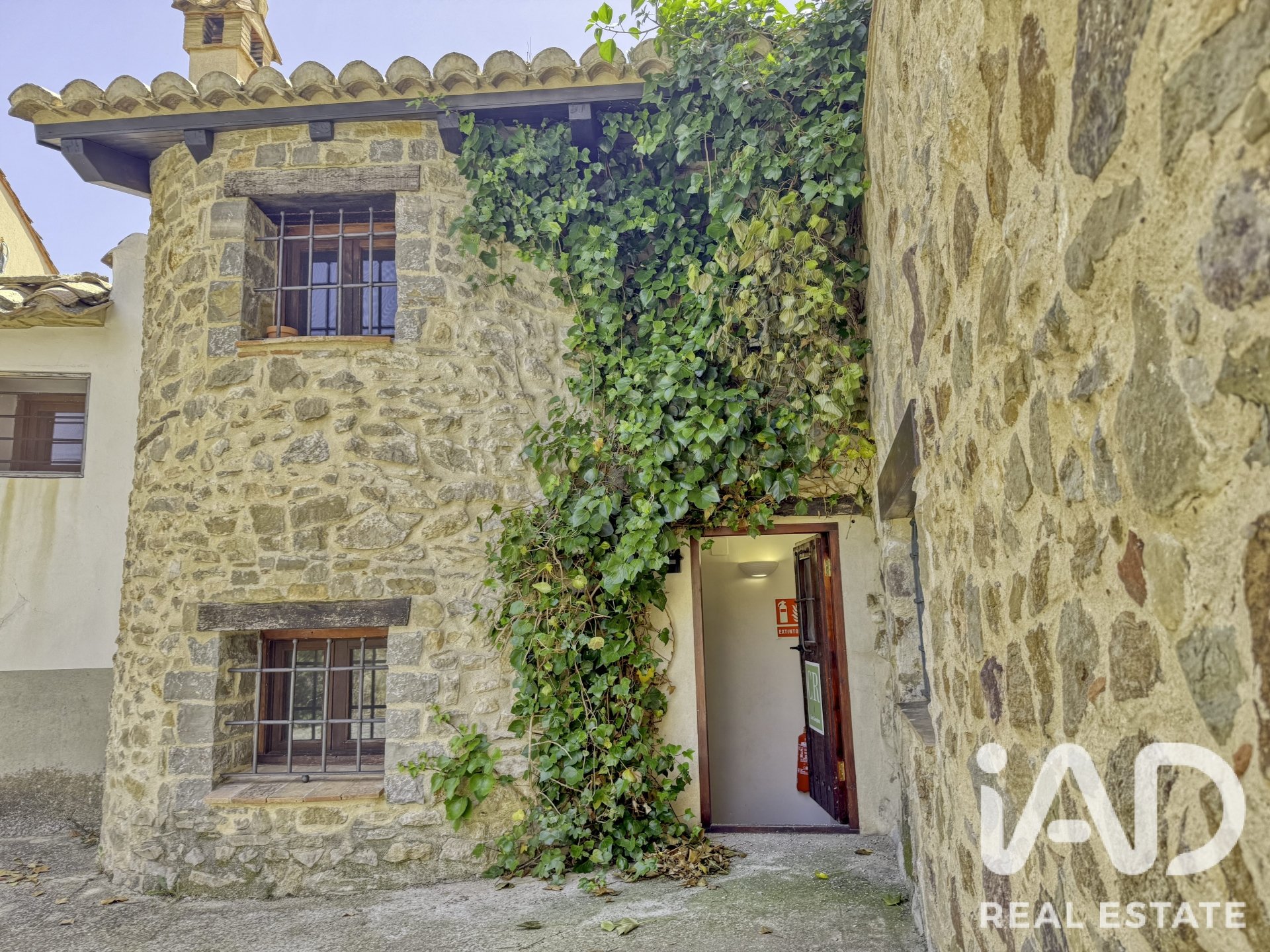 Сasa en Rubielos De Mora, Teruel, España 9 dormitorios, 339 m2 No. 188143