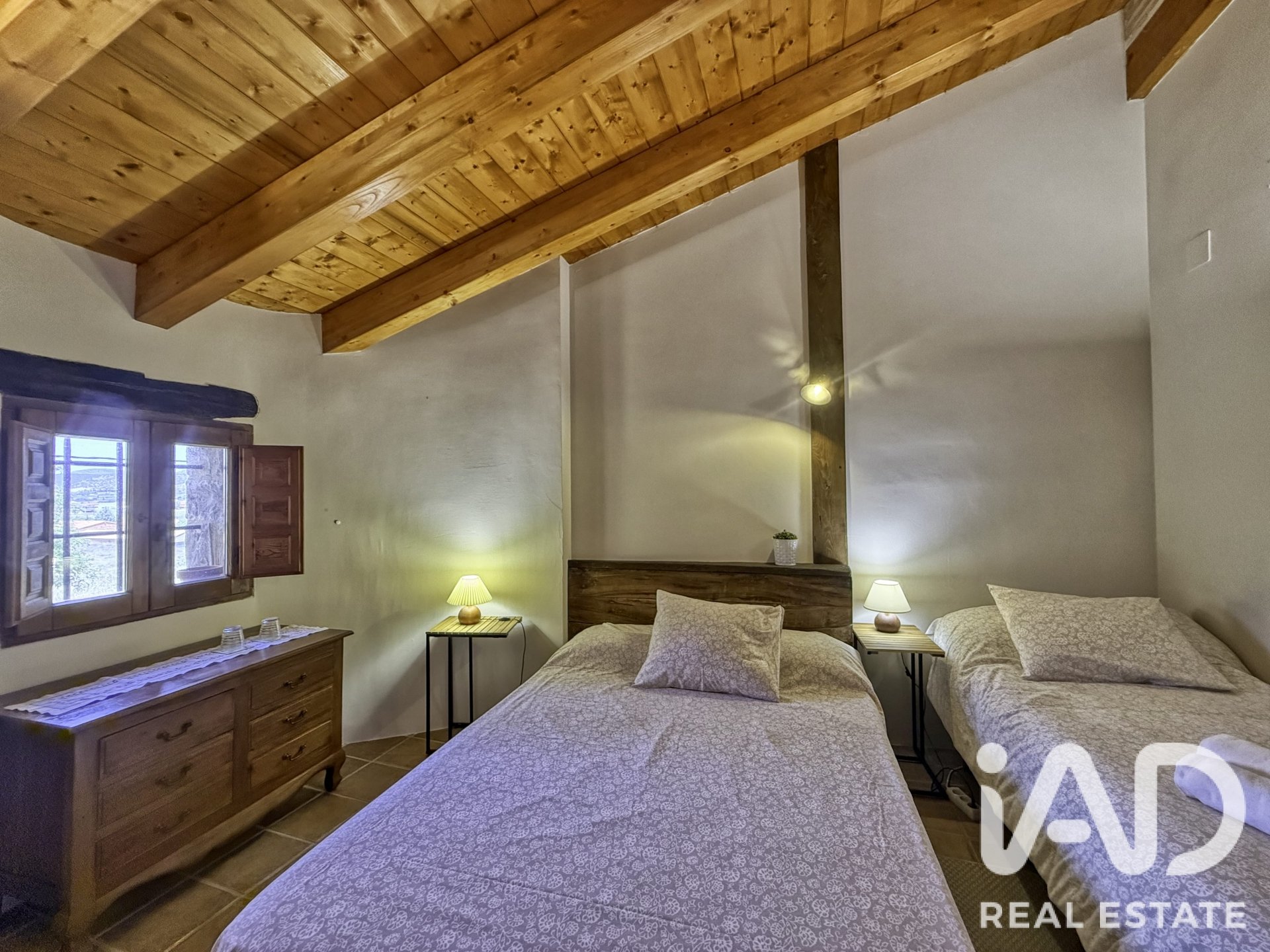 Сasa en Rubielos De Mora, Teruel, España 9 dormitorios, 339 m2 No. 188143