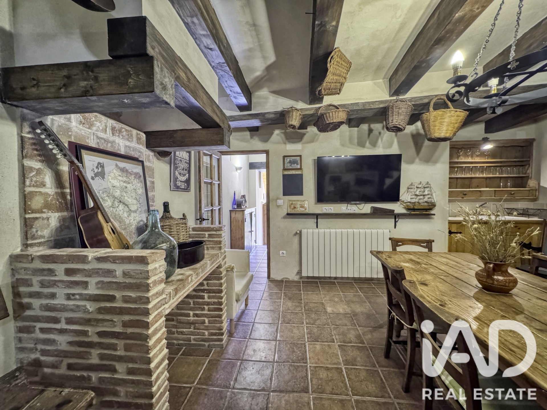 Сasa en Rubielos De Mora, Teruel, España 9 dormitorios, 339 m2 No. 188143