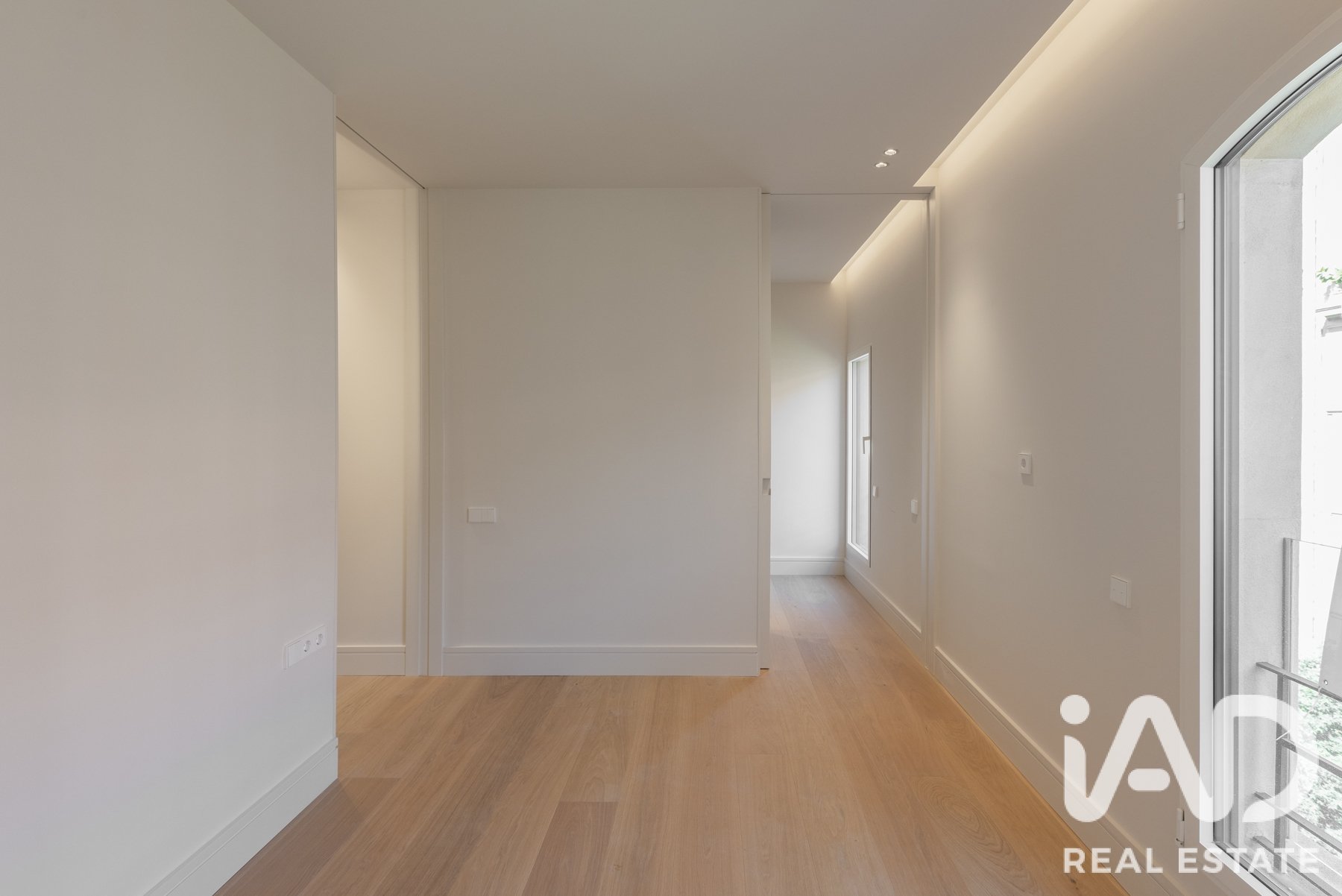 Apartamento en Barcelona, España 3 dormitorios, 279 m2 No. 188146