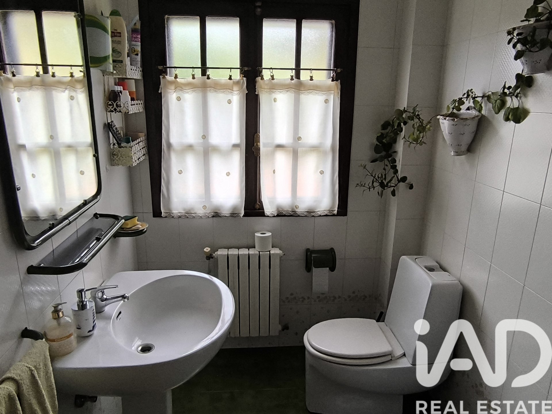 Сasa en Pontedeume, La Coruña, España 5 dormitorios, 507 m2 No. 188142