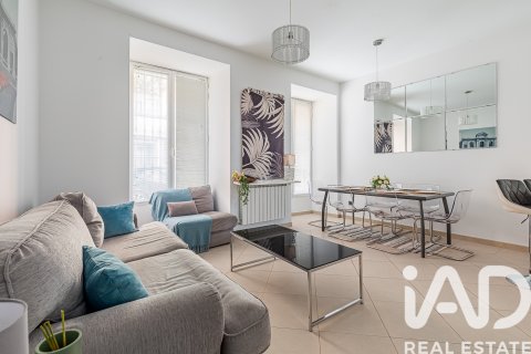 Apartment in Madrid, Spain 2 bedrooms, 91 sq.m. No. 188080