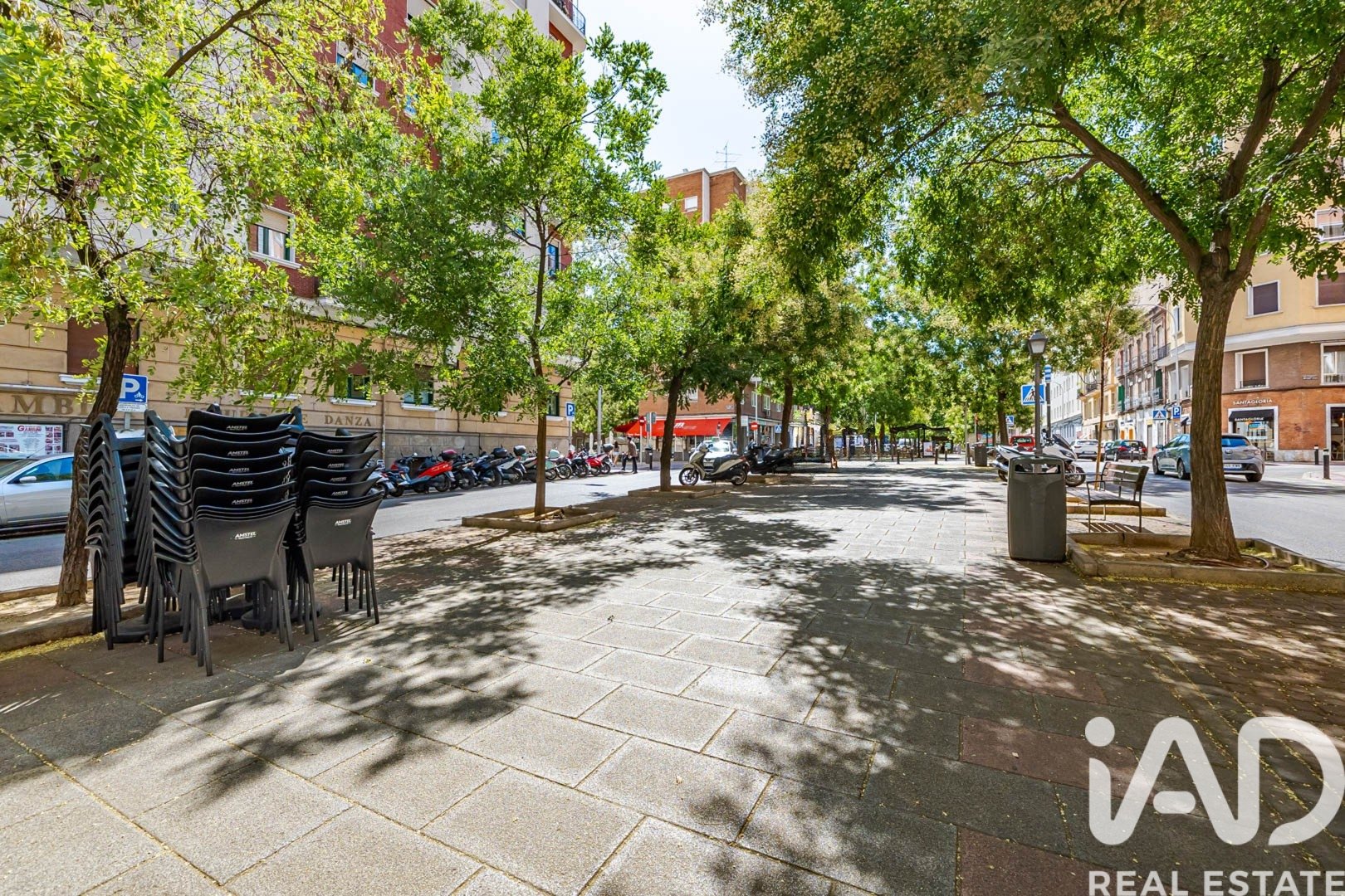 Commercial property in Madrid, Spain 113 sq.m. No. 187651