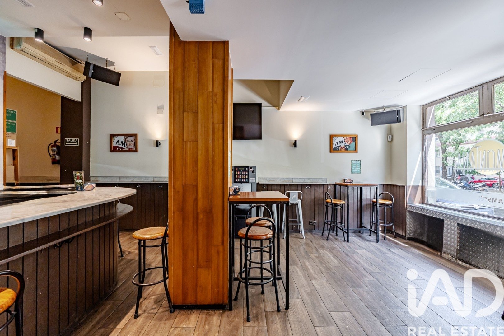 Commercial property in Madrid, Spain 113 sq.m. No. 187651