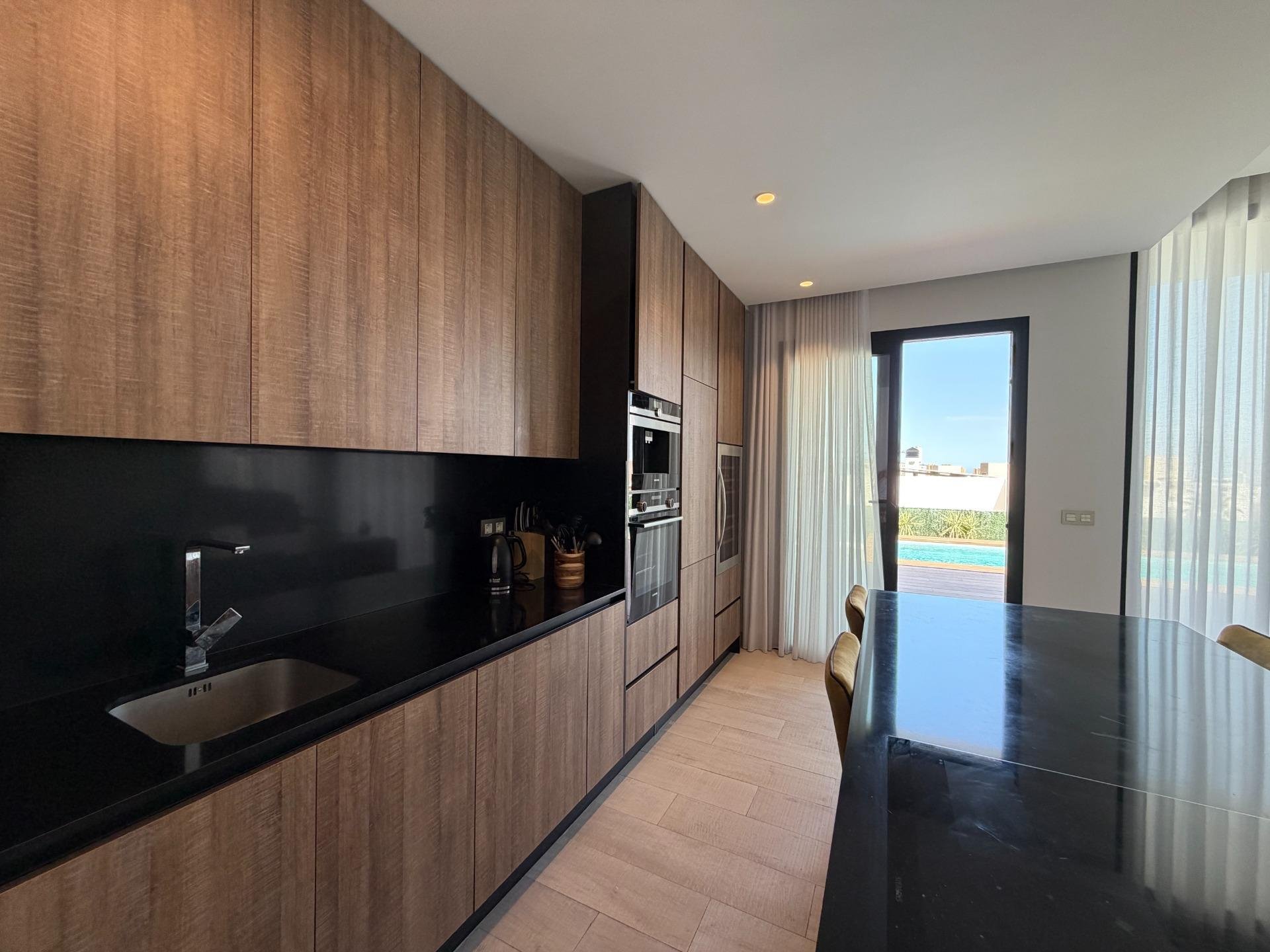 Hus i Finestrat, Alicante, Spanien 324 kvm. Nr. 177873