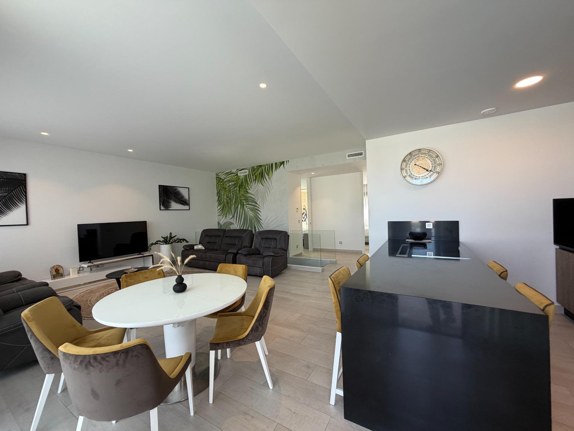 Hus i Finestrat, Alicante, Spanien 324 kvm. Nr. 177873