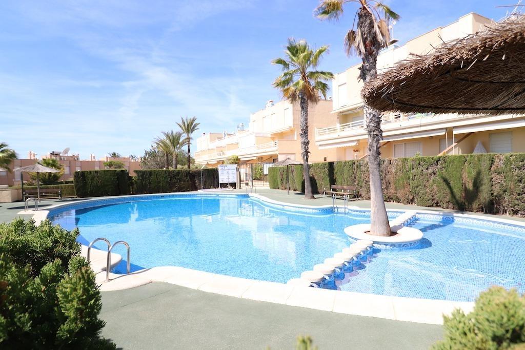 Talo Cabo Roig, Alicante, Espanja 3 makuuhuonetta, 180 m2 No. 177872