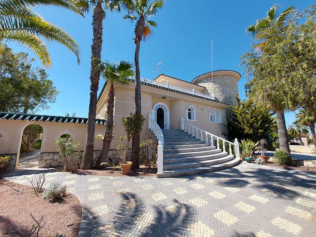 Villa i Ciudad Quesada, Alicante, Spanien 7 sovrum, 650 kvm. Nr. 80838