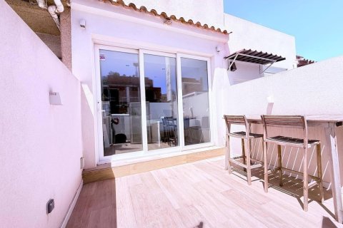 House in Urbanizacion Las Filipinas, Alicante, Spain 3 bedrooms, 98 sq.m. No. 184204