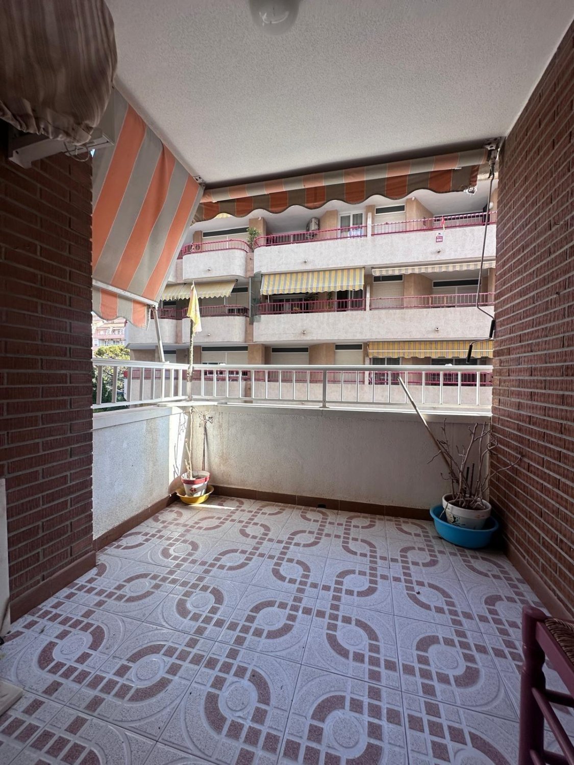 Apartment in Torrevieja, Alicante, Spain 2 bedrooms, 73 sq.m. No. 184199
